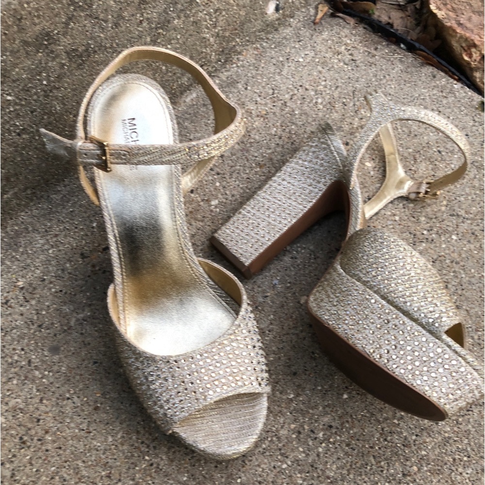 Michael Michael Kors  4” Platform Open Toe crystals embellishment Sandals heels